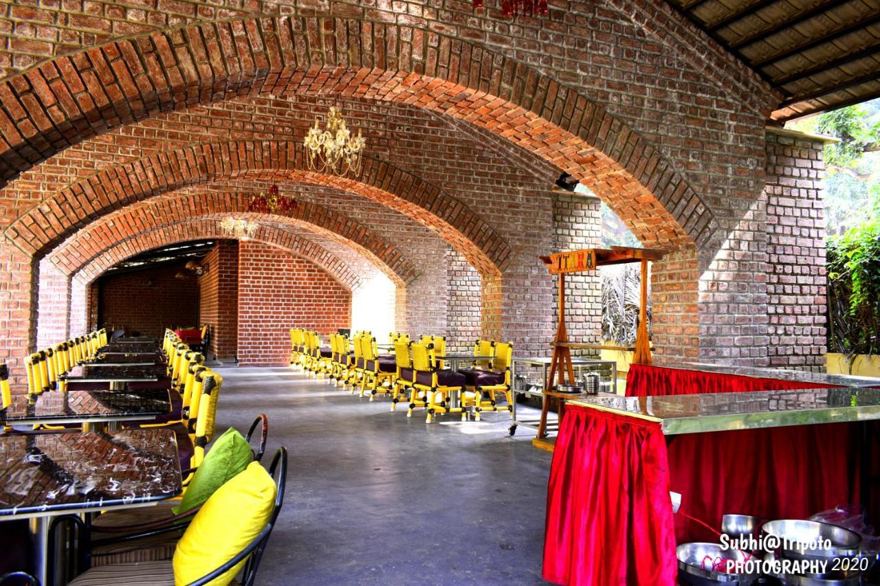 Anandvan Holiday Homes, Wai Esterno foto