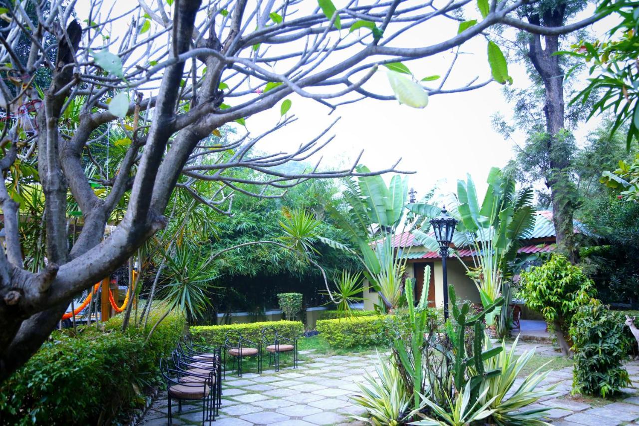 Anandvan Holiday Homes, Wai Esterno foto