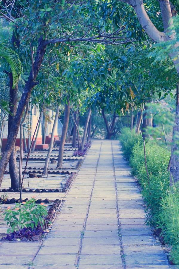 Anandvan Holiday Homes, Wai Esterno foto