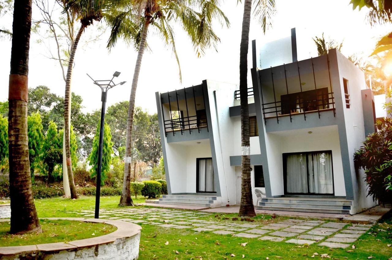 Anandvan Holiday Homes, Wai Esterno foto