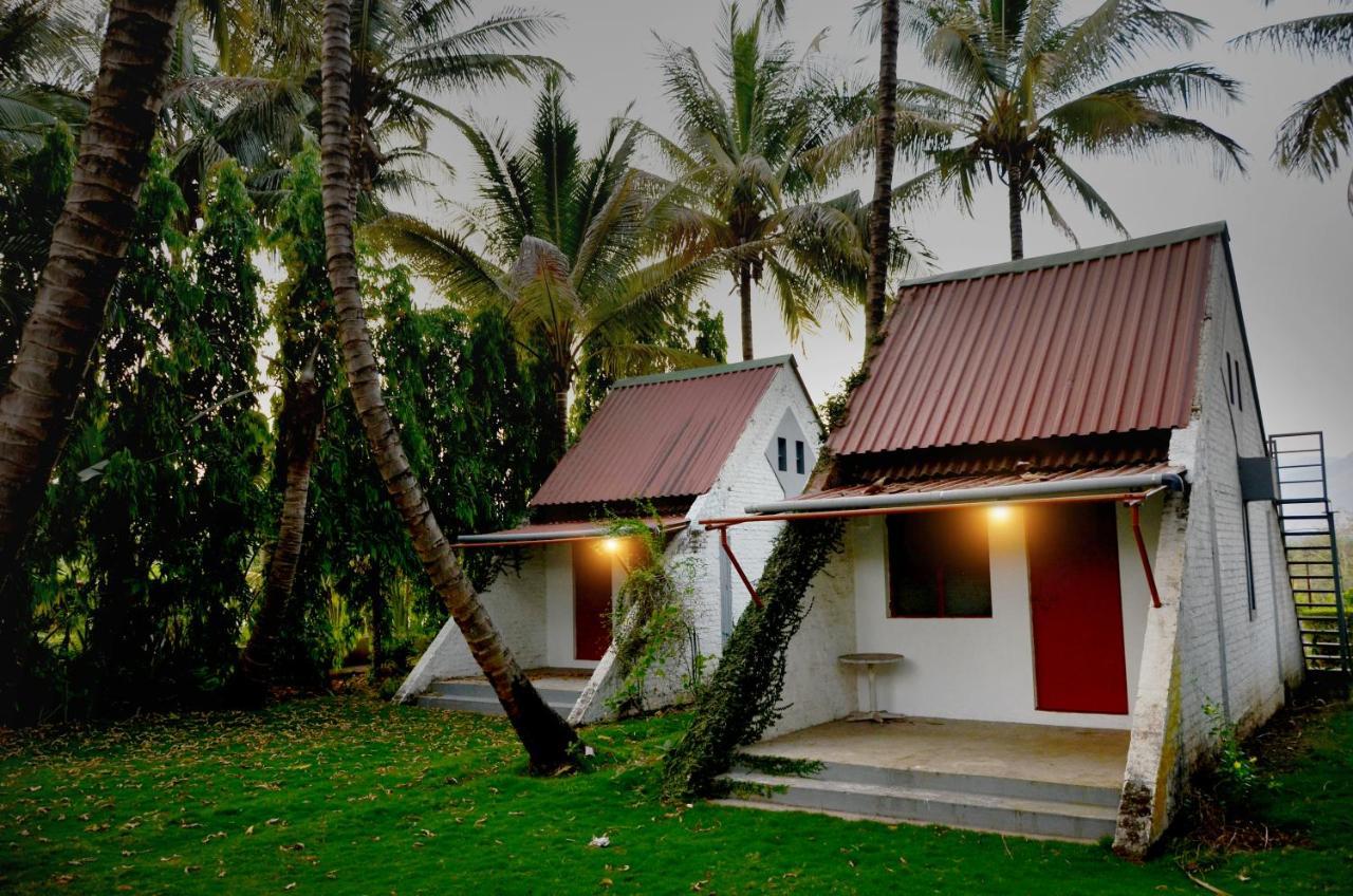 Anandvan Holiday Homes, Wai Esterno foto