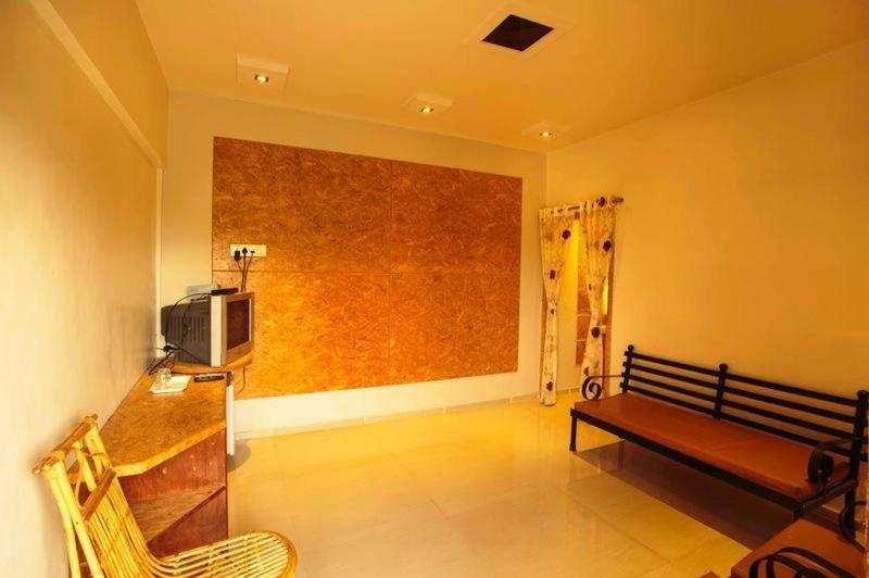 Anandvan Holiday Homes, Wai Esterno foto