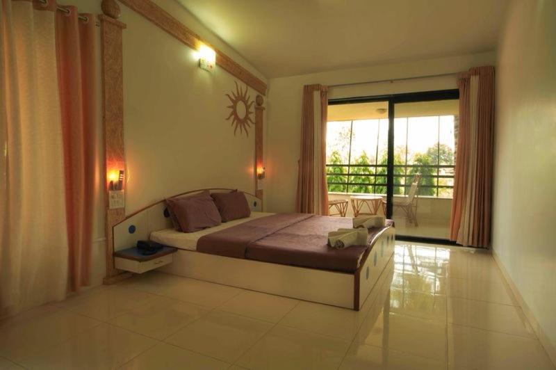 Anandvan Holiday Homes, Wai Esterno foto